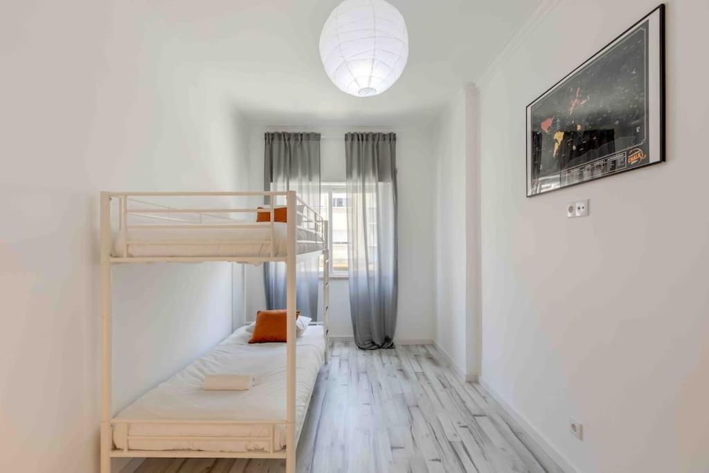Lovely 3-Bedroom Condo W/ Free Parking On Premises 克卢什 外观 照片