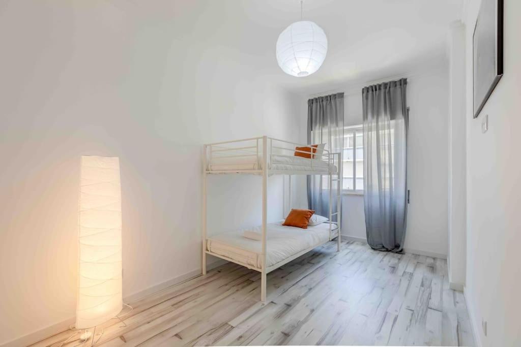 Lovely 3-Bedroom Condo W/ Free Parking On Premises 克卢什 外观 照片