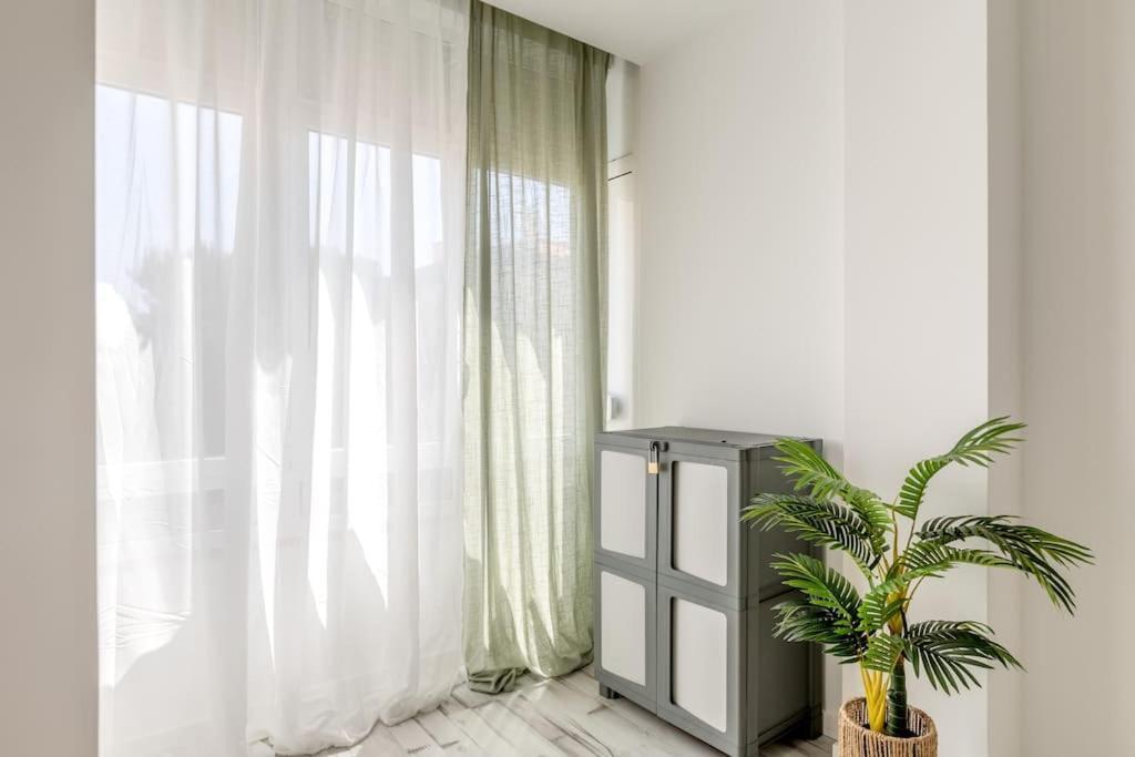 Lovely 3-Bedroom Condo W/ Free Parking On Premises 克卢什 外观 照片